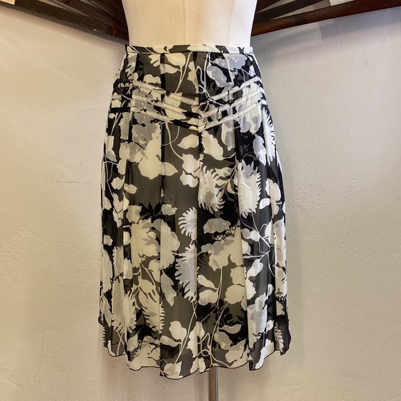 Bianca Nygard Jacket & Skirt - Picture 5 of 6